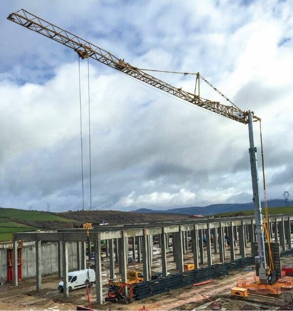Grue Potain à montage automatisé HUP 32-27