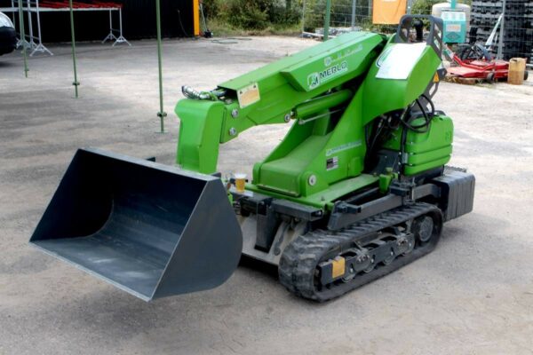 Équipement du transporteur multifonction Handler 400 MERLO - chariot - mini-pelle - dumper