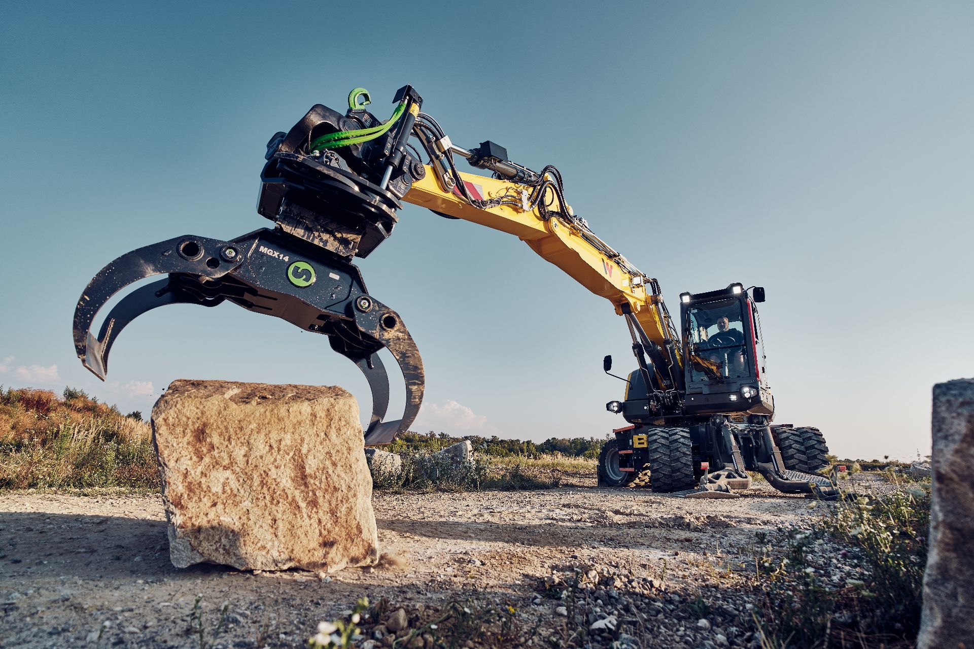 PELLE SUR PNEUS WACKER NEUSON - EW135 – Image 4